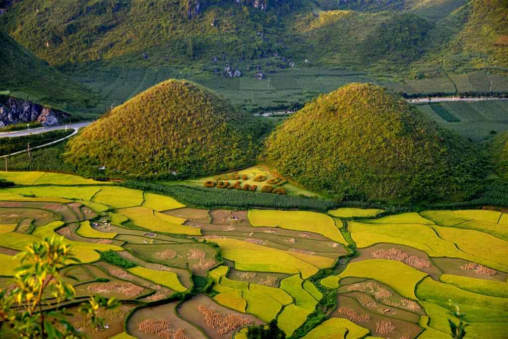 Image of Quan Ba Twin Mountains from Above - Ha Giang Loop Tours