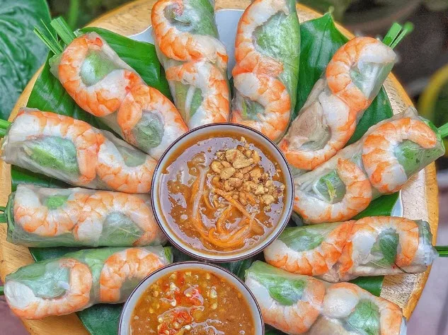 胡志明市一日游,团体/私人街头美食之旅 27 Gỏi cuốn là một món ăn nhẹ, thanh mát