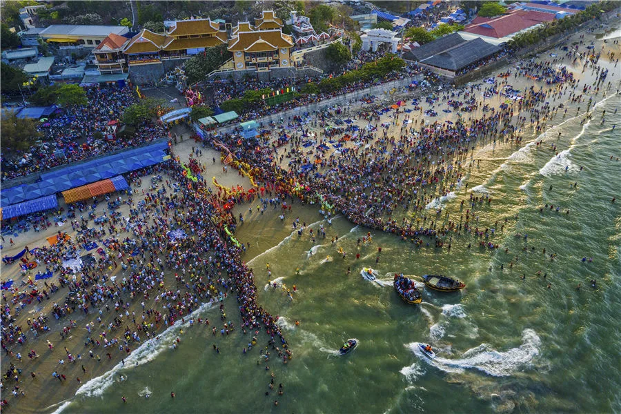 湄公河三角洲之旅 - 越南的“米篮” 25 Lễ hội đua ghe Ngo Đồng bằng sông Cửu Long
