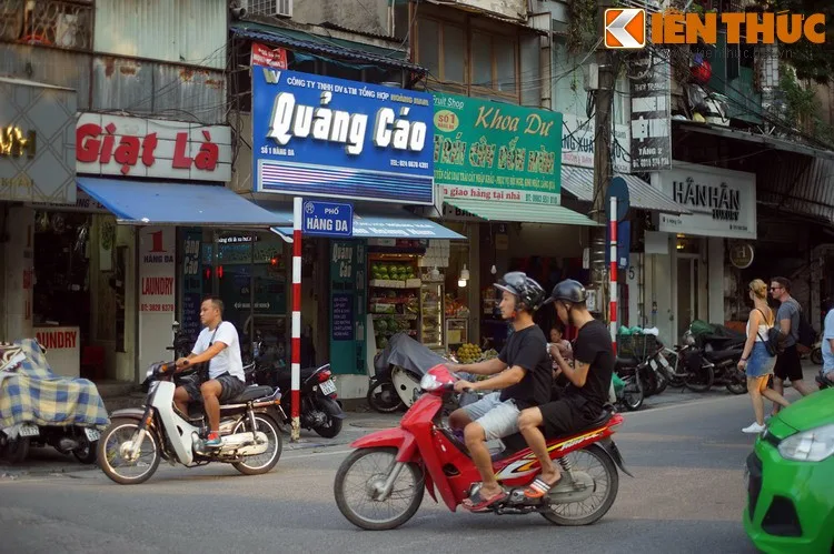 Khám phá 36 Phố Phường Hà Nội - Ăn gì? Chơi ở đâu? 9 Hang Da Street - An interesting street named Fortune Teller