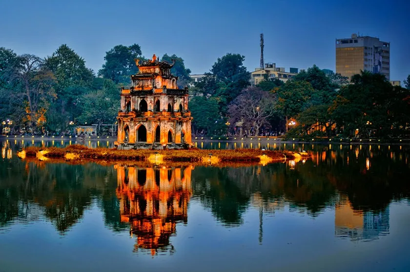 Hồ Hoàn Kiếm - Biểu tượng của Hà Nội