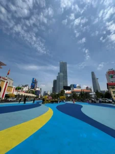 Ben Thanh Market area to stay