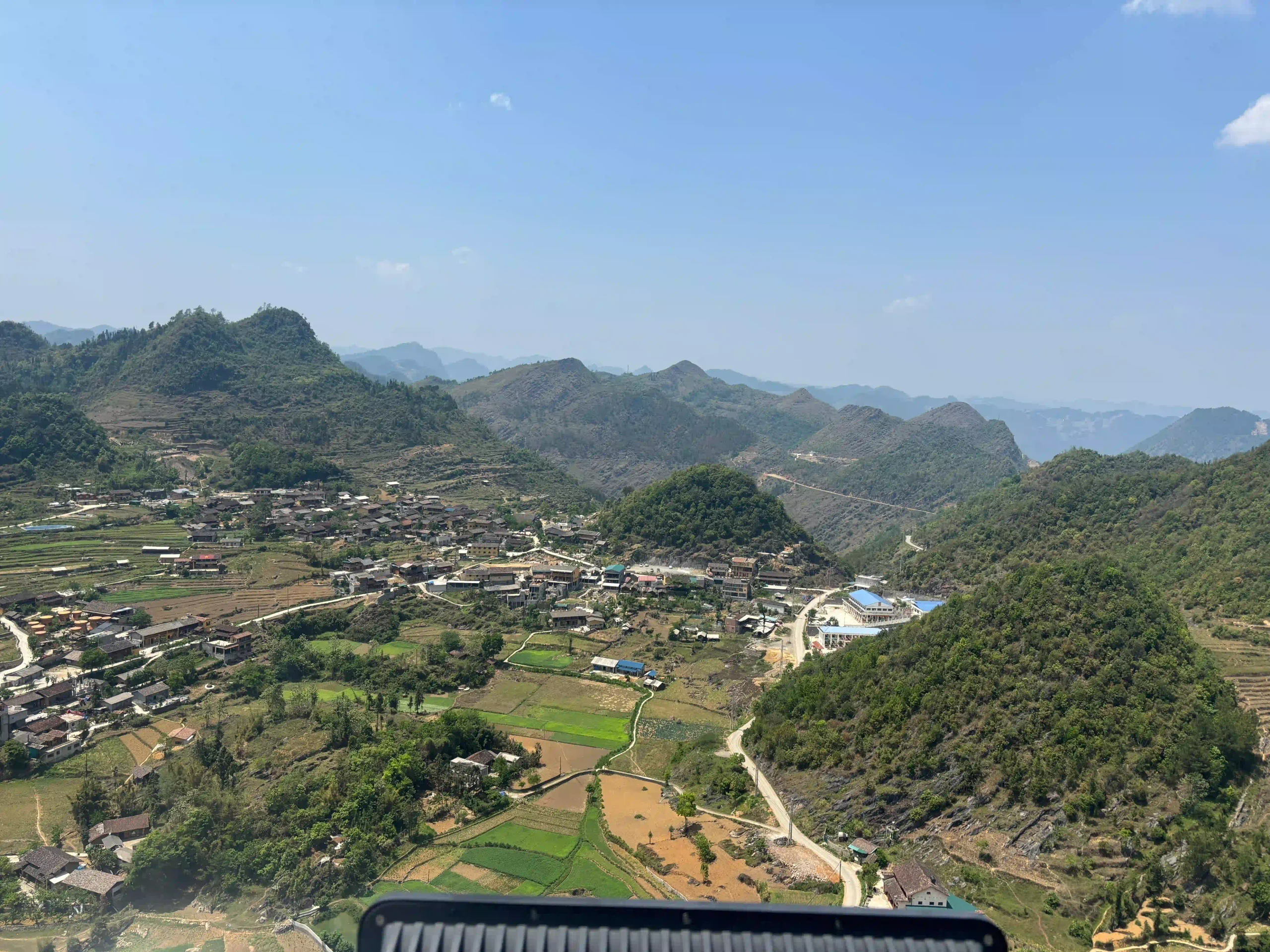 Cao Bang Loop vs Ha Giang Loop: Best choice for beginners? 25 Lung Cu flag tower 2 scaled Vietadvisor