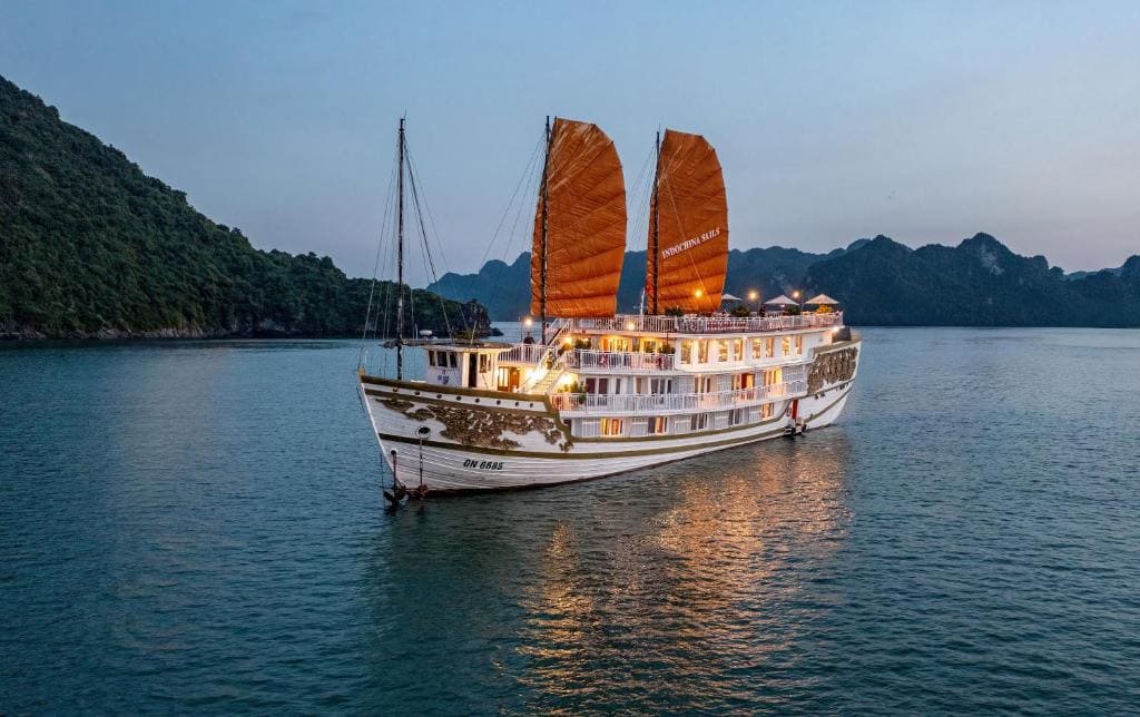 7 Best HaLong Bay Cruises for an Epic Journey 3 Luxury cabin on Indochina Sails cruise with private balcony and seafood, Ha Long Bay cruises