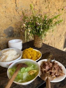Nhà Cổ Lao Xa Homestay Hmong & Bungalow 6