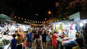 Dive into Chợ Đầm’s vibrant nightlife