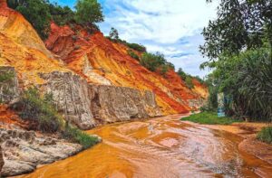 Fairy Stream’s colorful cliffs make for a magical Mui Ne stroll