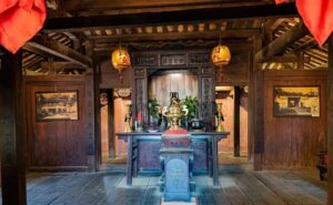 The iconic Japanese Covered Bridge, a symbol of Hoi An’s rich multicultural history 2