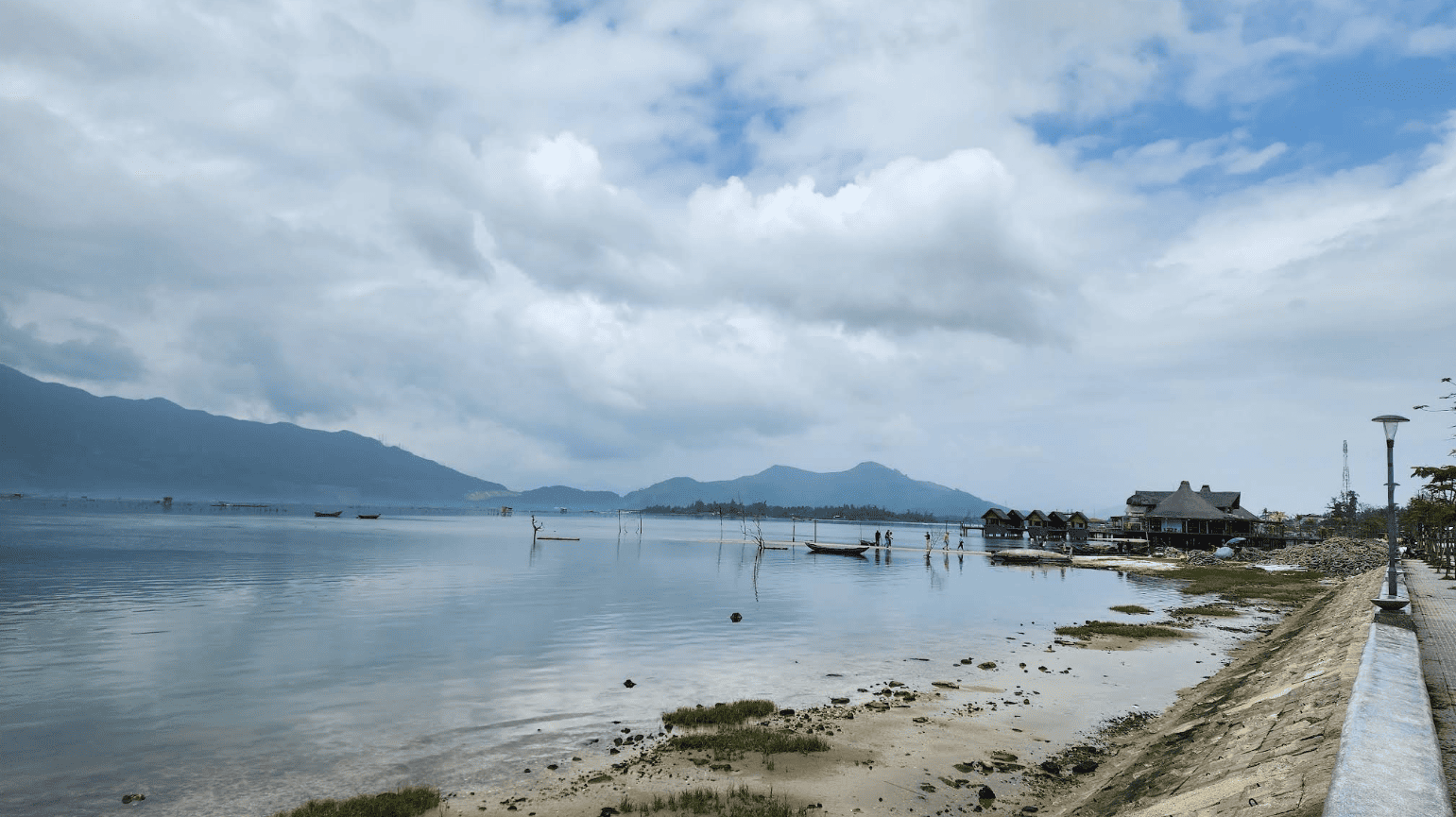 2일간의 후에 가족 여행에서 우리가 한 것 (& 건너뛴 것) 101 랍안 라군, 베트남 후에, 경치 좋은 석호, 굴 양식장, 아침 풍경 - 후에 가족 여행