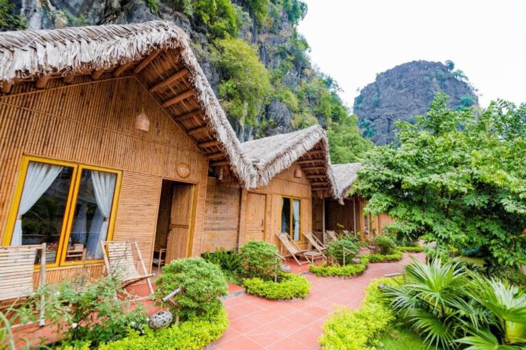 Uncertainty Regarding Accommodation Choices 1 176838293 Vietadvisor