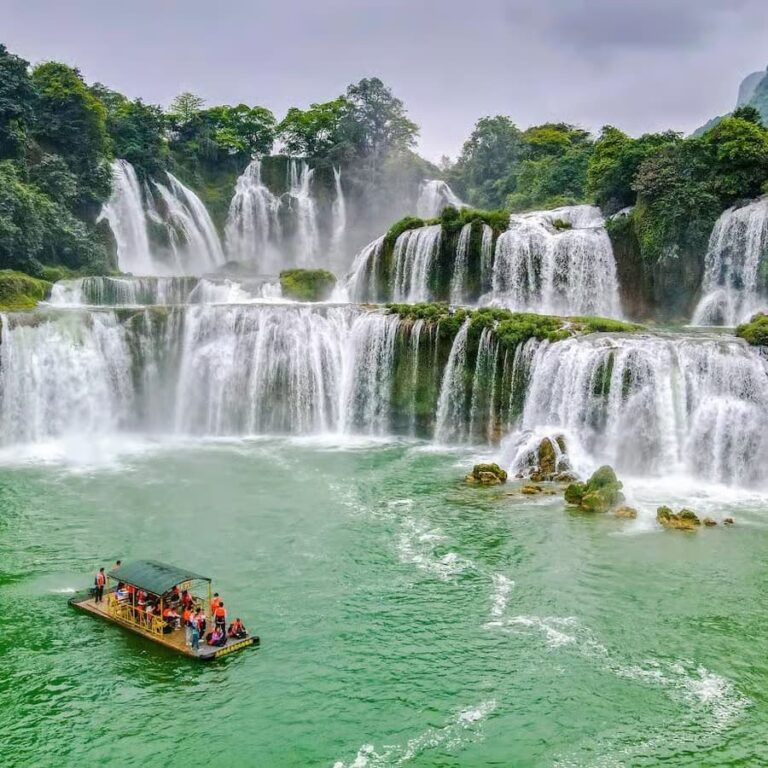Ban Gioc Waterfall Excursions for Individuals Traveling Alone? 9 5c58a771858a0521b5a73850422e2ac260522b3ee3162fa40e21b69d331a1f4e Vietadvisor
