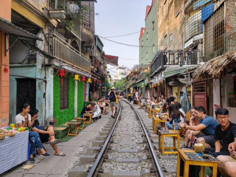 Recommended Activities for a Stay in Hanoi 4 Hanoi train street 1024x768 1 Vietadvisor