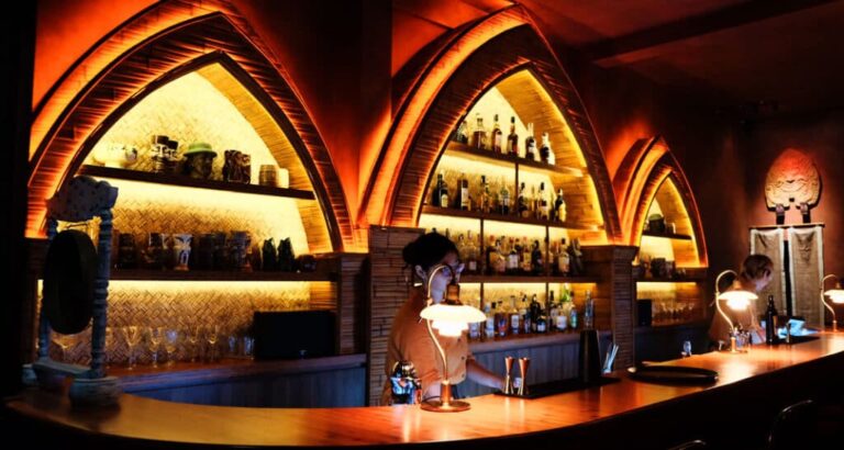 Top Bars in Da Nang for Solos 1 Makara Tropical Cocktail Bar in Da Nang 2 1024x547 1 Vietadvisor