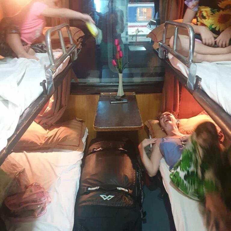 Overnight Train from Da Nang to Hanoi: Reserving a Hard Sleeper 6 Webp.net resizeimage 59 Vietadvisor