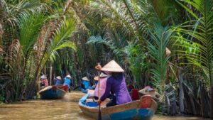 ben-tre-mekong-boat-ride