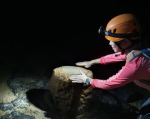 Entering the Underworld Son Doong 3