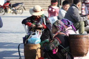 Hanging around Sapa Town Center & Stone Church 6