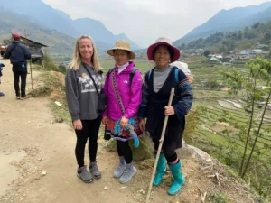 Hire a 1-on-1 local valley guide Sapa 3