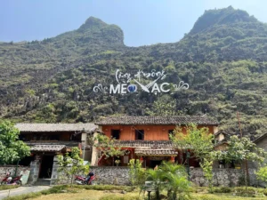 Pa Vi village