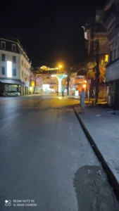Sapa bus station completely in the dark 3
