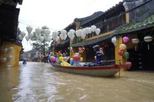 Hoi An flood season 3