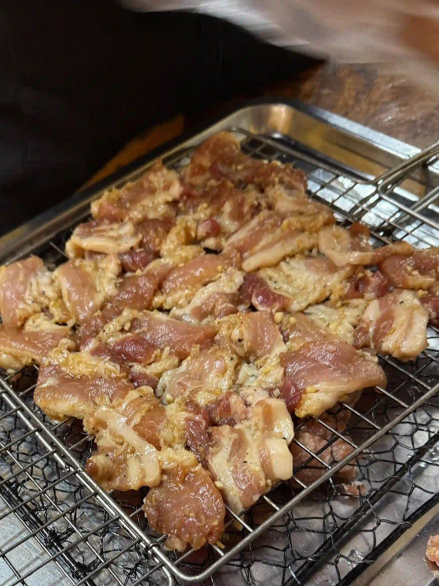 ¡Por qué las clases de cocina en Hanói superan a cualquier tour gastronómico convencional! 94 Pork is heavily layered with real fat here edited Vietadvisor