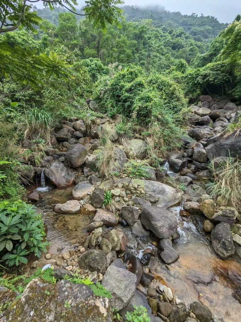 Suoi Tien Hai Van pass 2 Vietadvisor