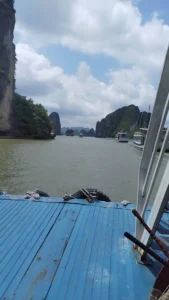 Transport logistics and the Tender boat 4