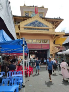 Binh Tay market 2