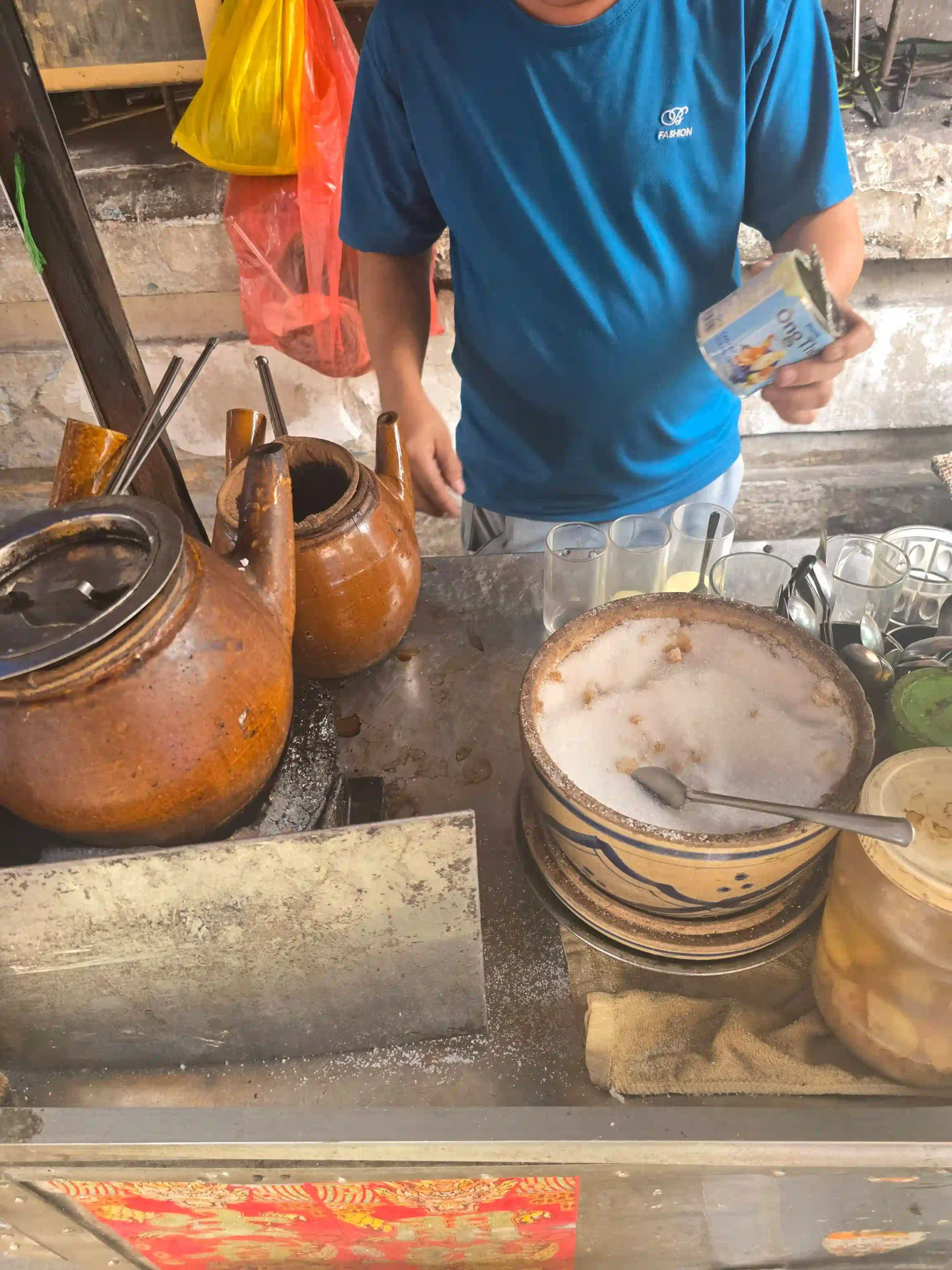 The local way to spend 2 days in Ho Chi Minh City 100 Cheo Leo Cafe scaled Vietadvisor