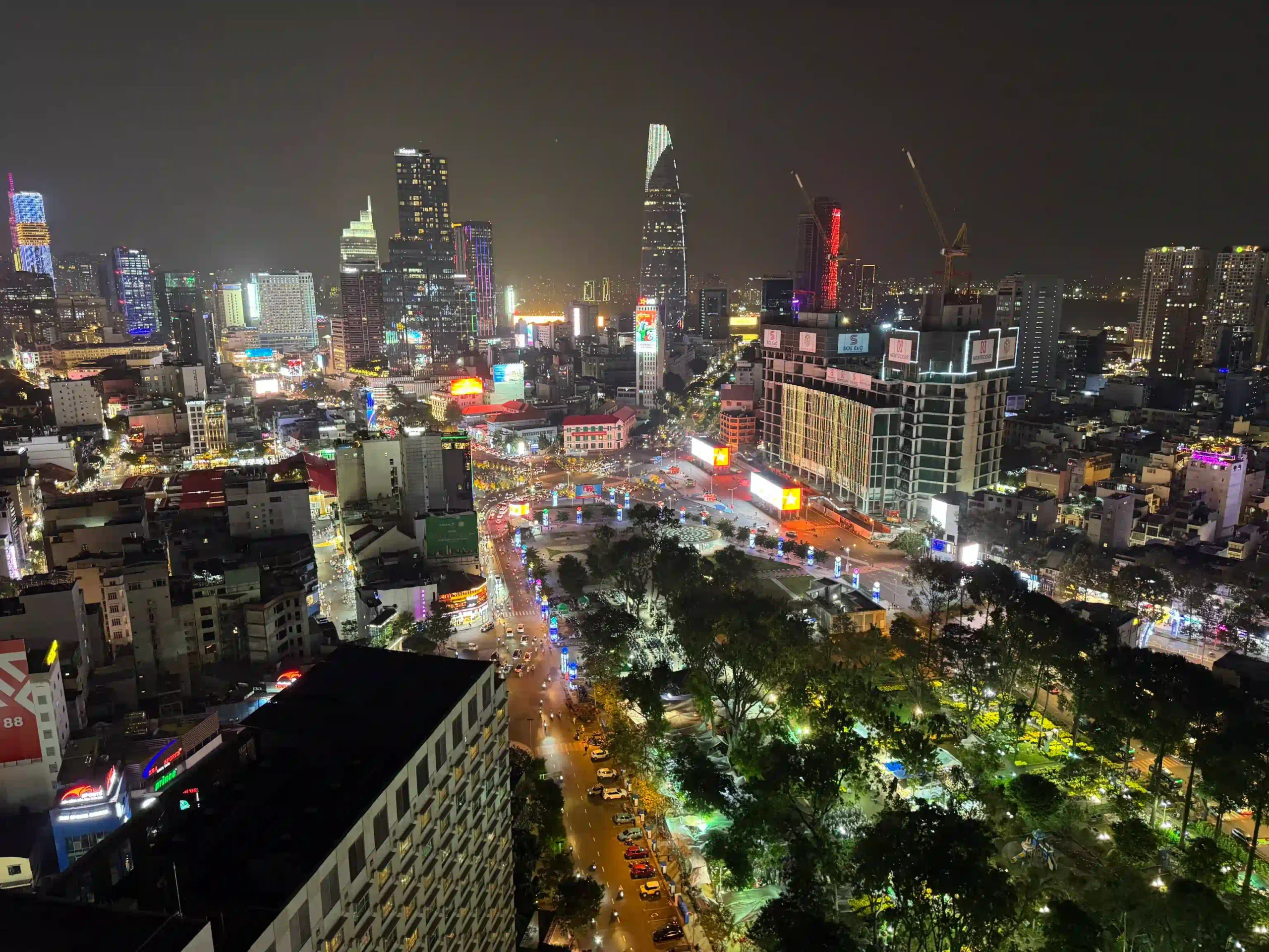 Where expats actually go for Ho Chi Minh City nightlife 77 Chill Skybar 3 scaled Vietadvisor