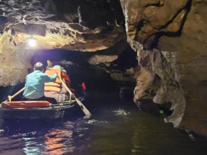 Dot Cave – Twenty Minutes That Actually Earn the Detour 3