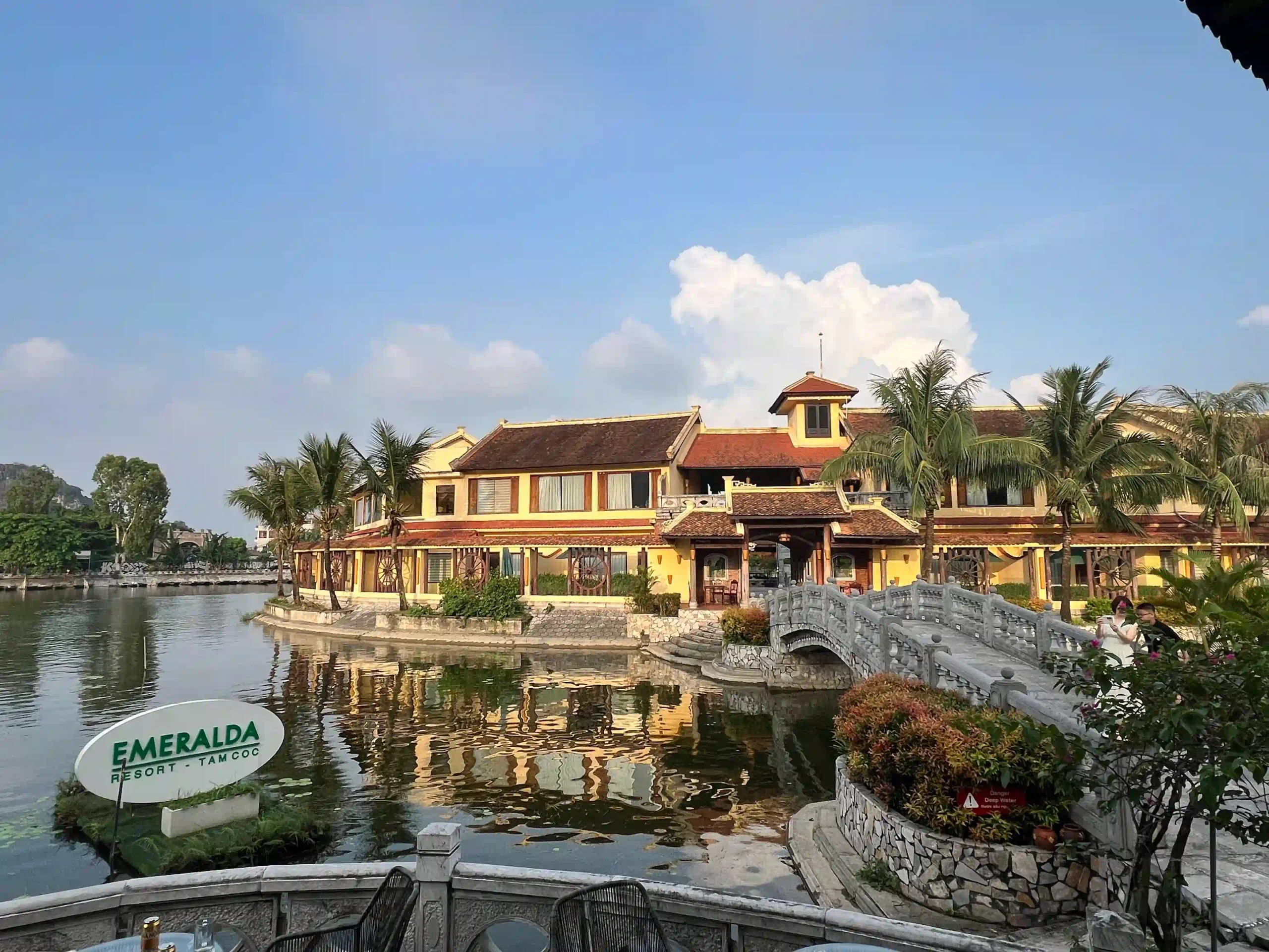 Best places to stay in Ninh Binh for views & fast access 23 Emeralda Resort Tam Coc 2 scaled Vietadvisor