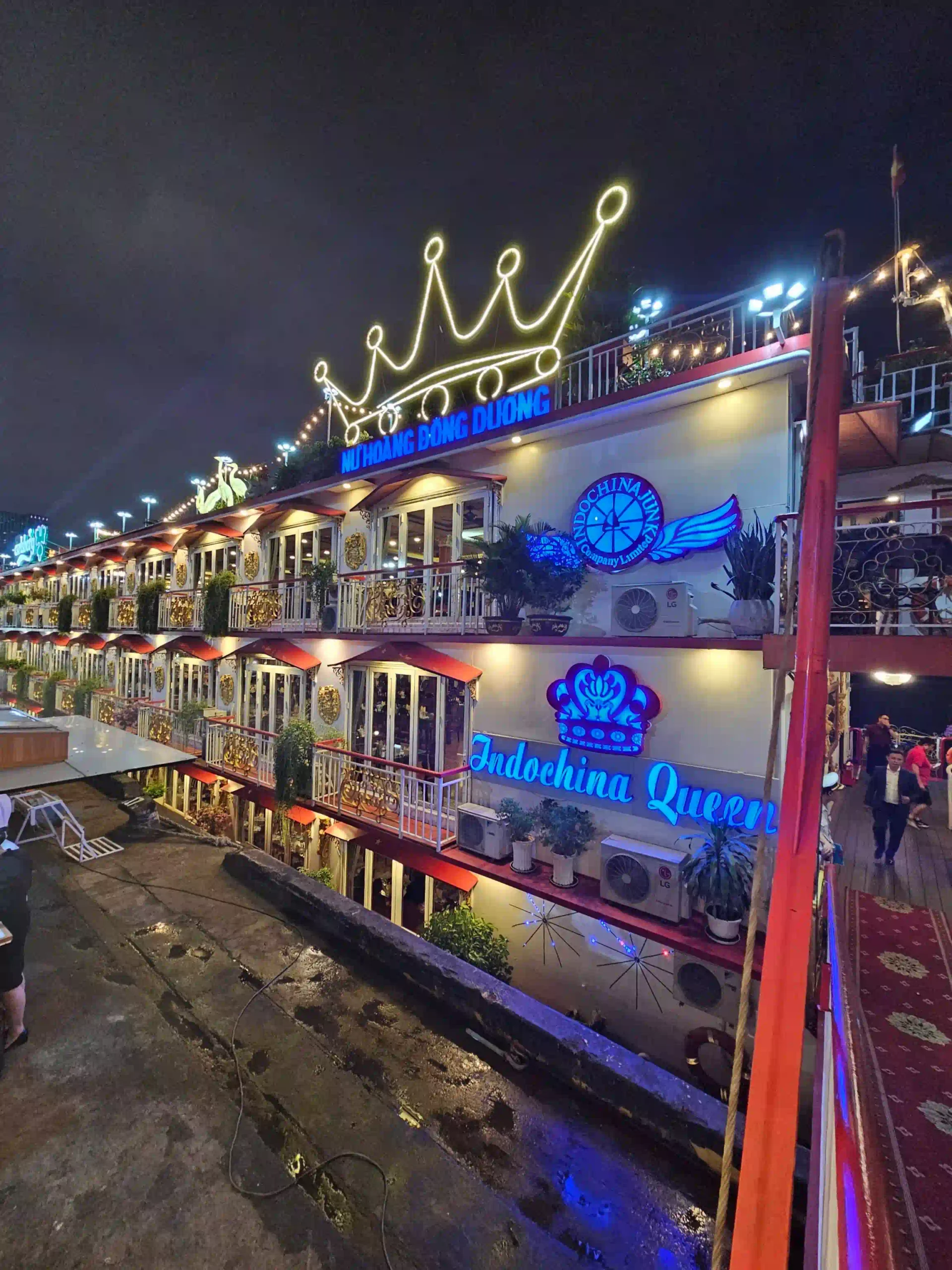 What $50 actually gets you on a Saigon river dinner cruise? 73 Indochina Queen 3 scaled Vietadvisor