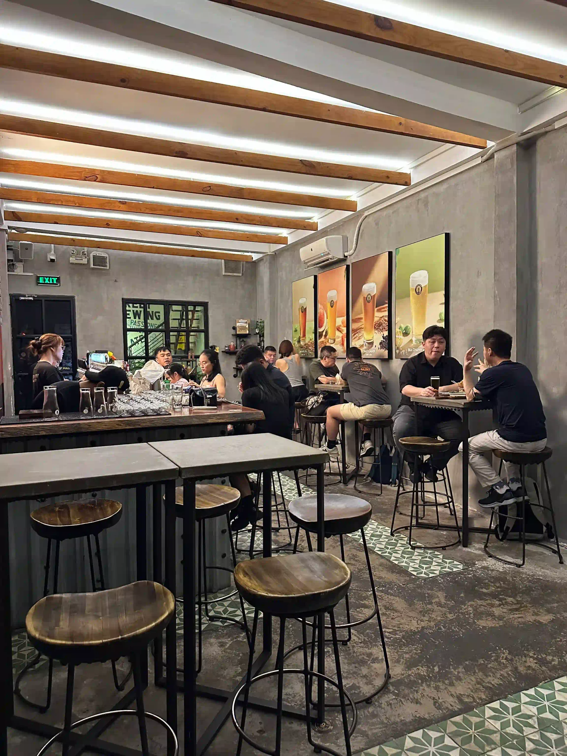 Where expats actually go for Ho Chi Minh City nightlife 53 Pasteur Street Brewing 3 scaled Vietadvisor