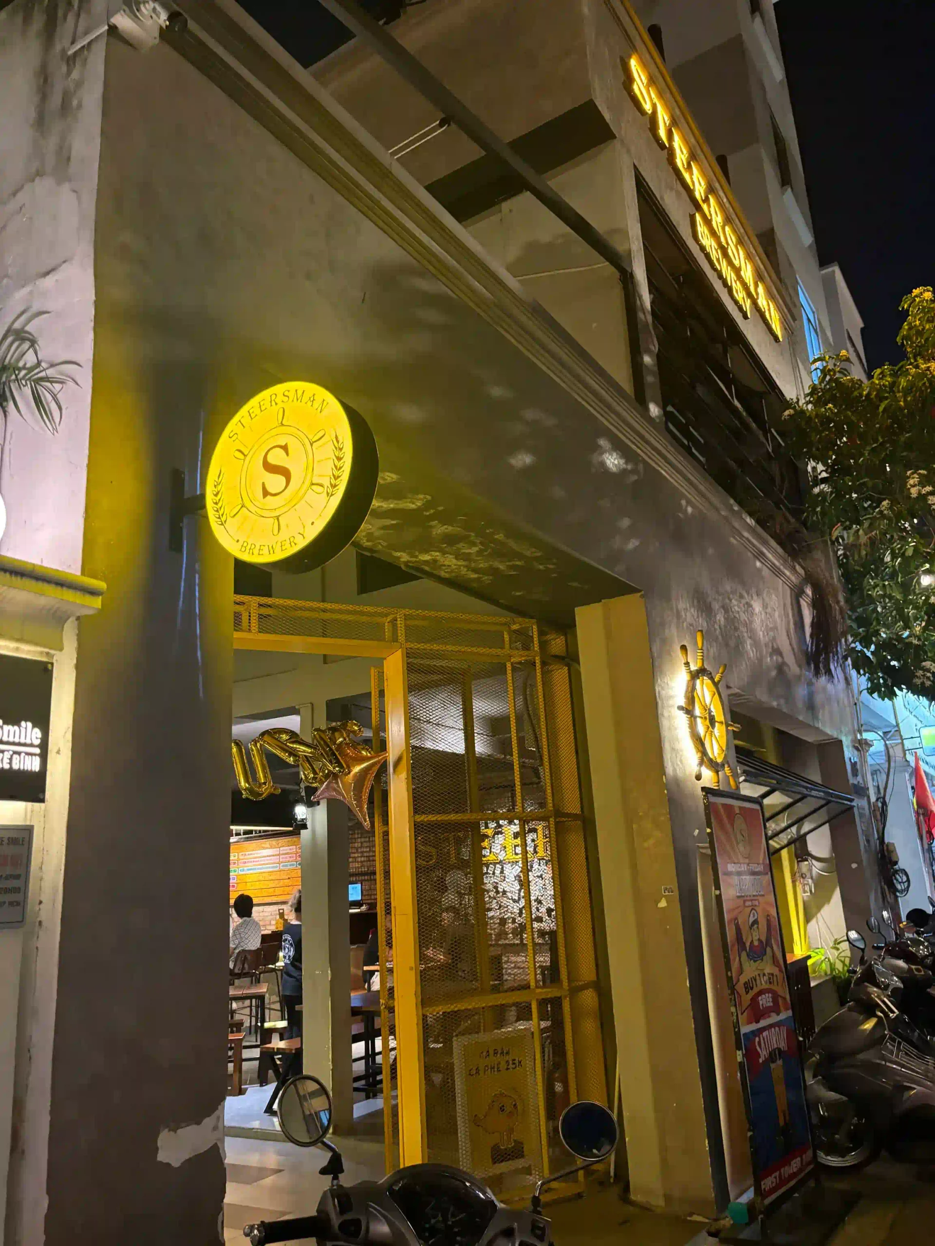 Where expats actually go for Ho Chi Minh City nightlife 58 Steersman Brewery 2 scaled Vietadvisor