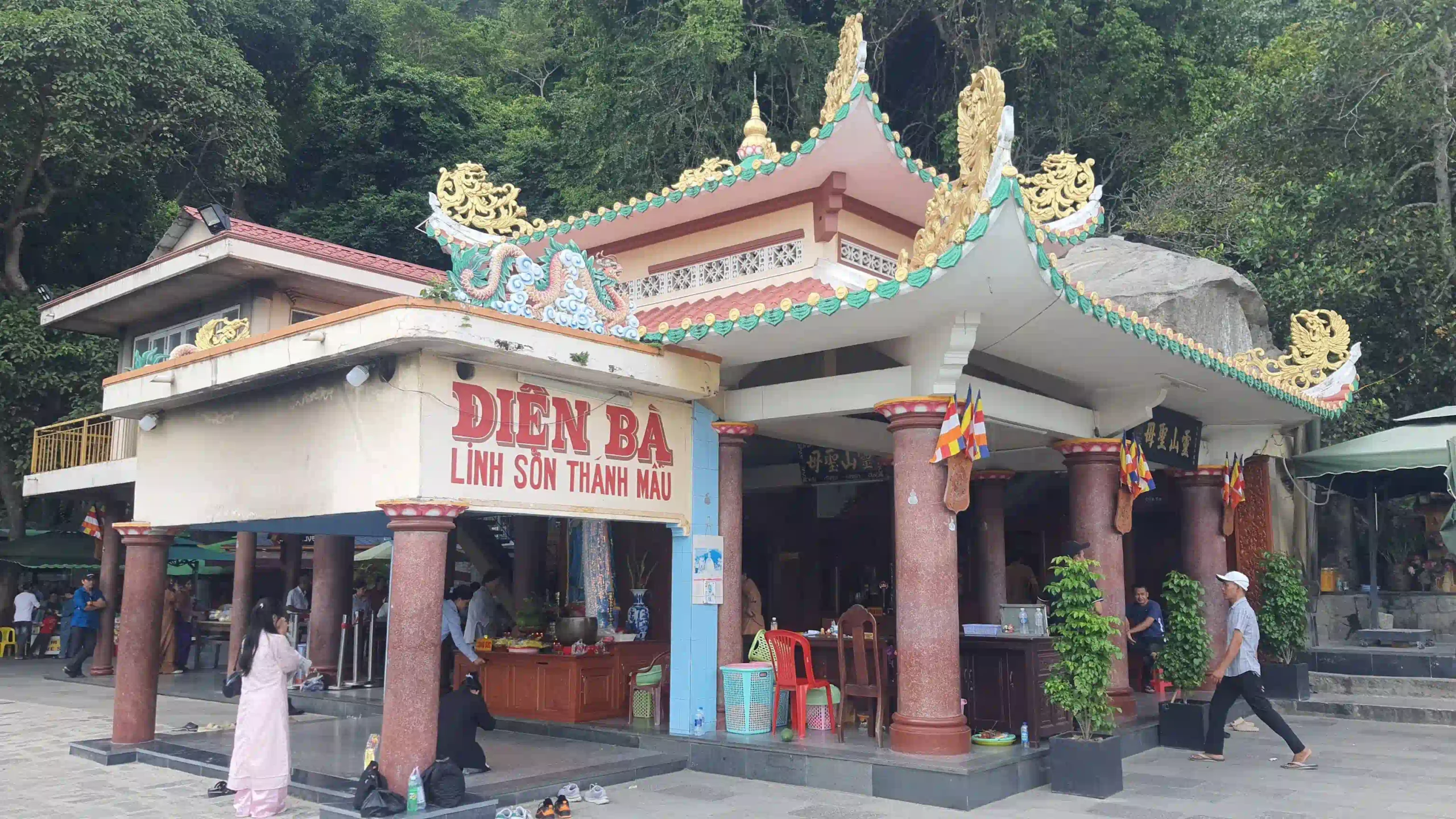 The Black Lady temple Linh Son Thanh Mau temple 6 scaled Vietadvisor