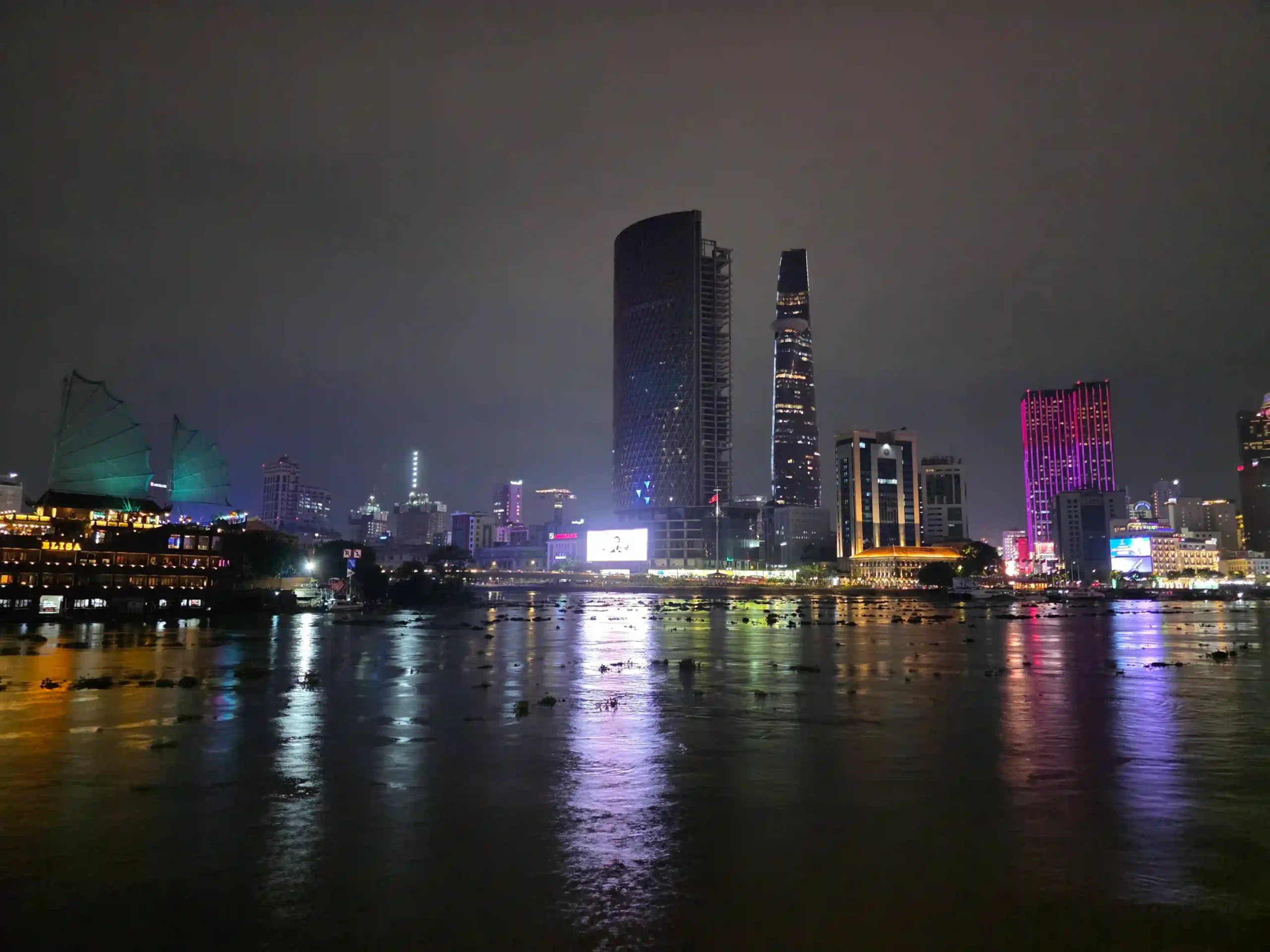 What $50 actually gets you on a Saigon river dinner cruise? 51 The First Twenty Minutes on Saigon dinner cruise 3 scaled Vietadvisor