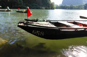 Trang An Grottoes Boat Tour 3