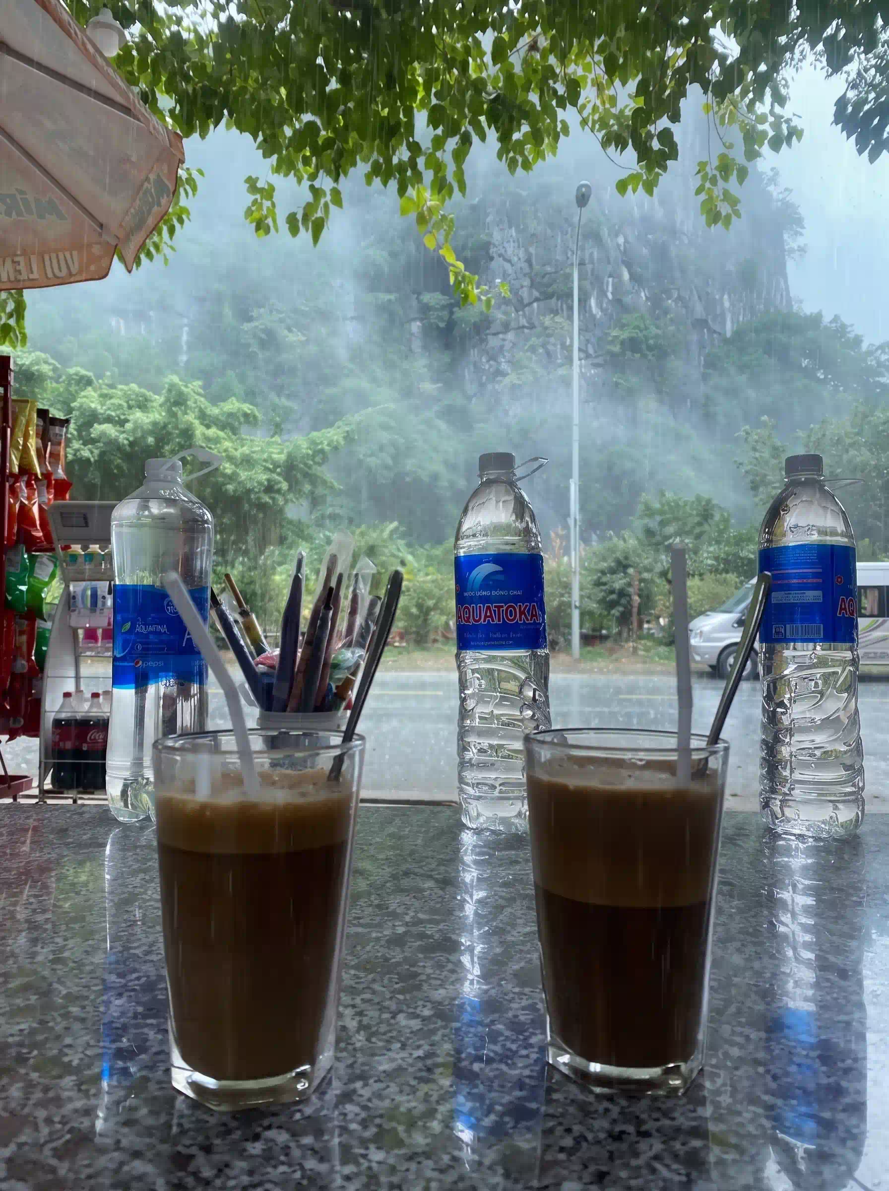 5 ways to enjoy Ninh Binh on rainy days 48 coffee in a rainny day ninh binh 2 Vietadvisor