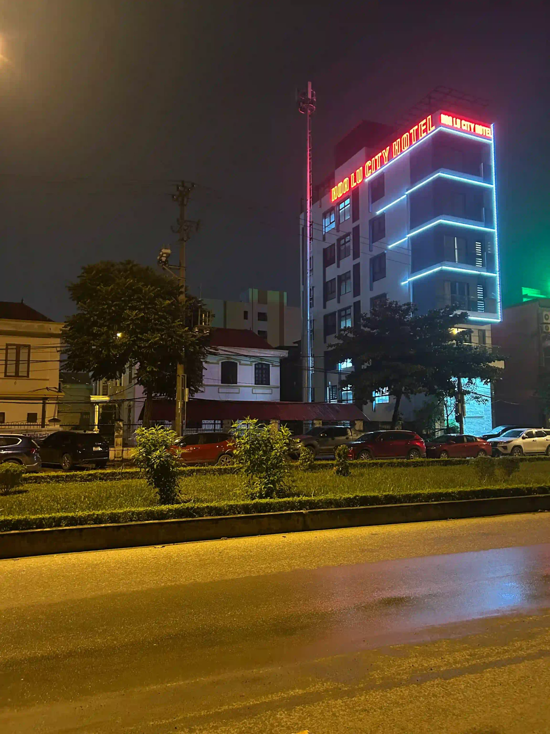 Best places to stay in Ninh Binh for views & fast access 8 ninh binh city area to stay in 2 scaled Vietadvisor