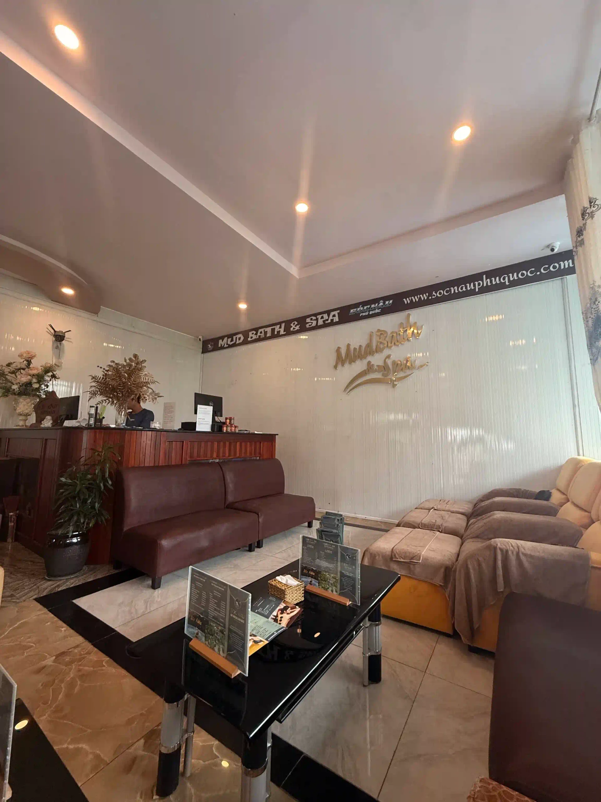 Phu Quoc massage review: 5 spas that are actually worth It 24 Around 450000 VND Soc Nau Mud Bath 5 scaled Vietadvisor