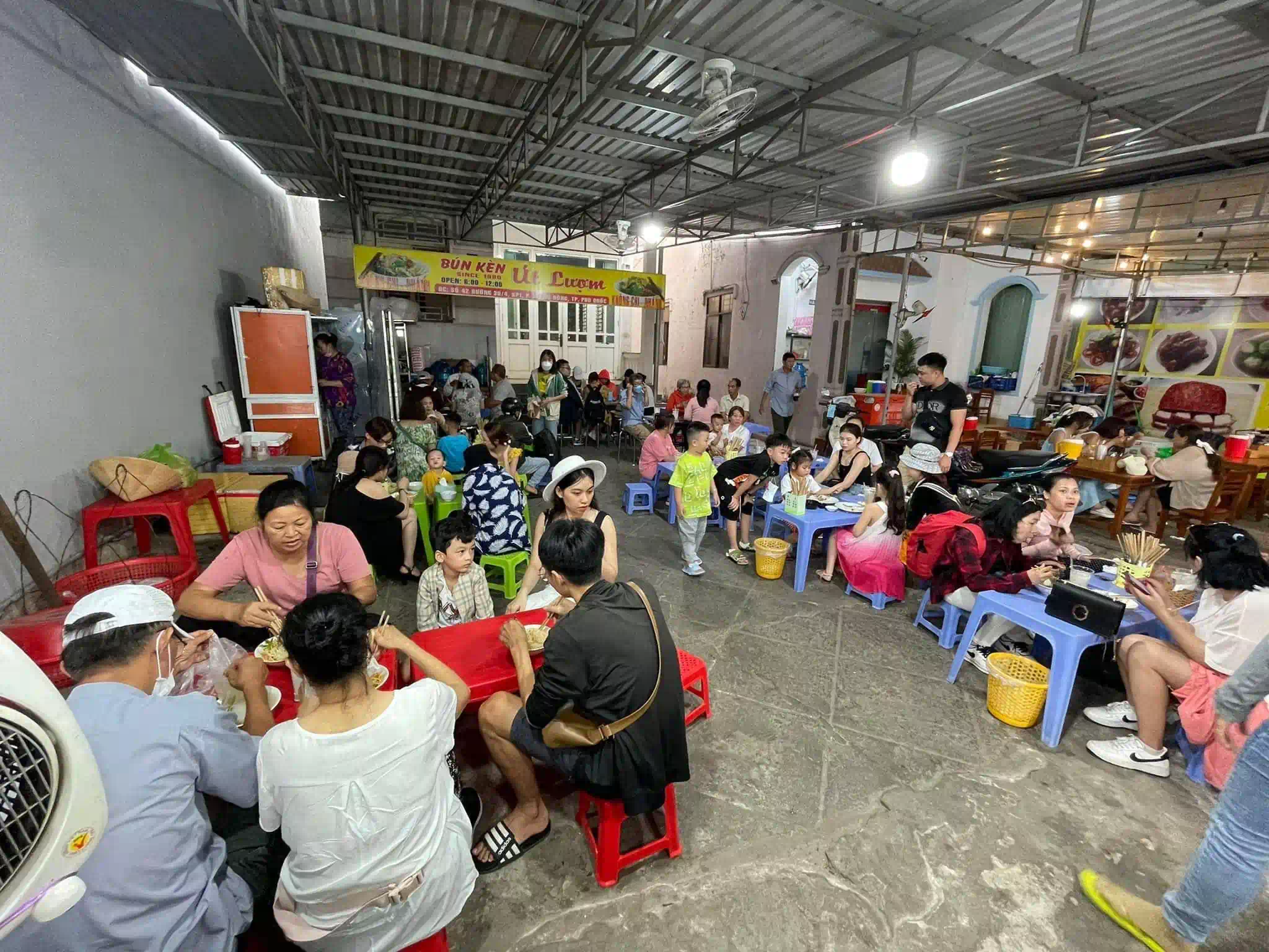 5 best places to eat in Phu Quoc I always return to in 2026 3 Bún kèn - best places to eat in Phu Quoc