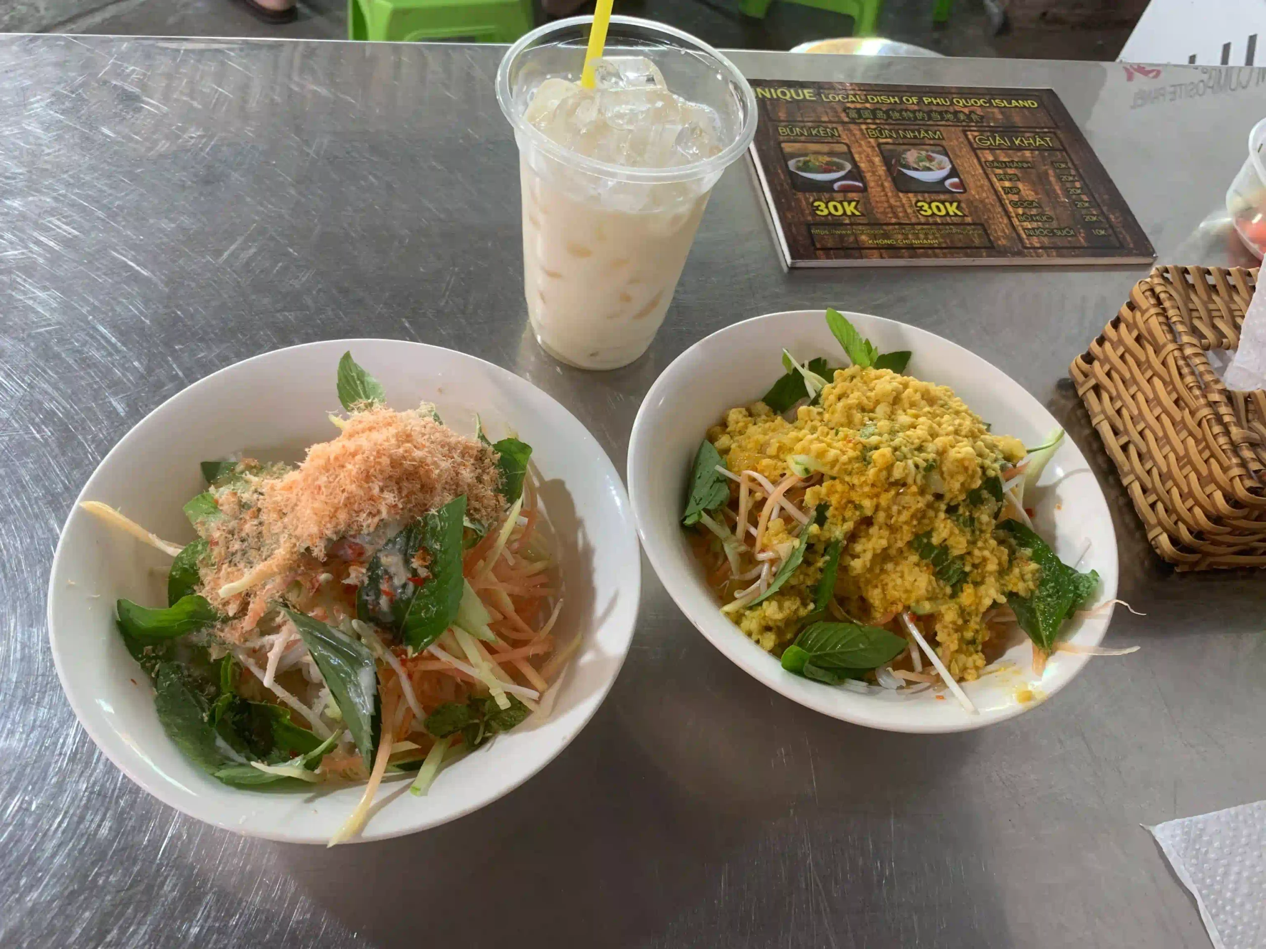 5 best places to eat in Phu Quoc I always return to in 2026 2 Bún kèn - best places to eat in Phu Quoc
