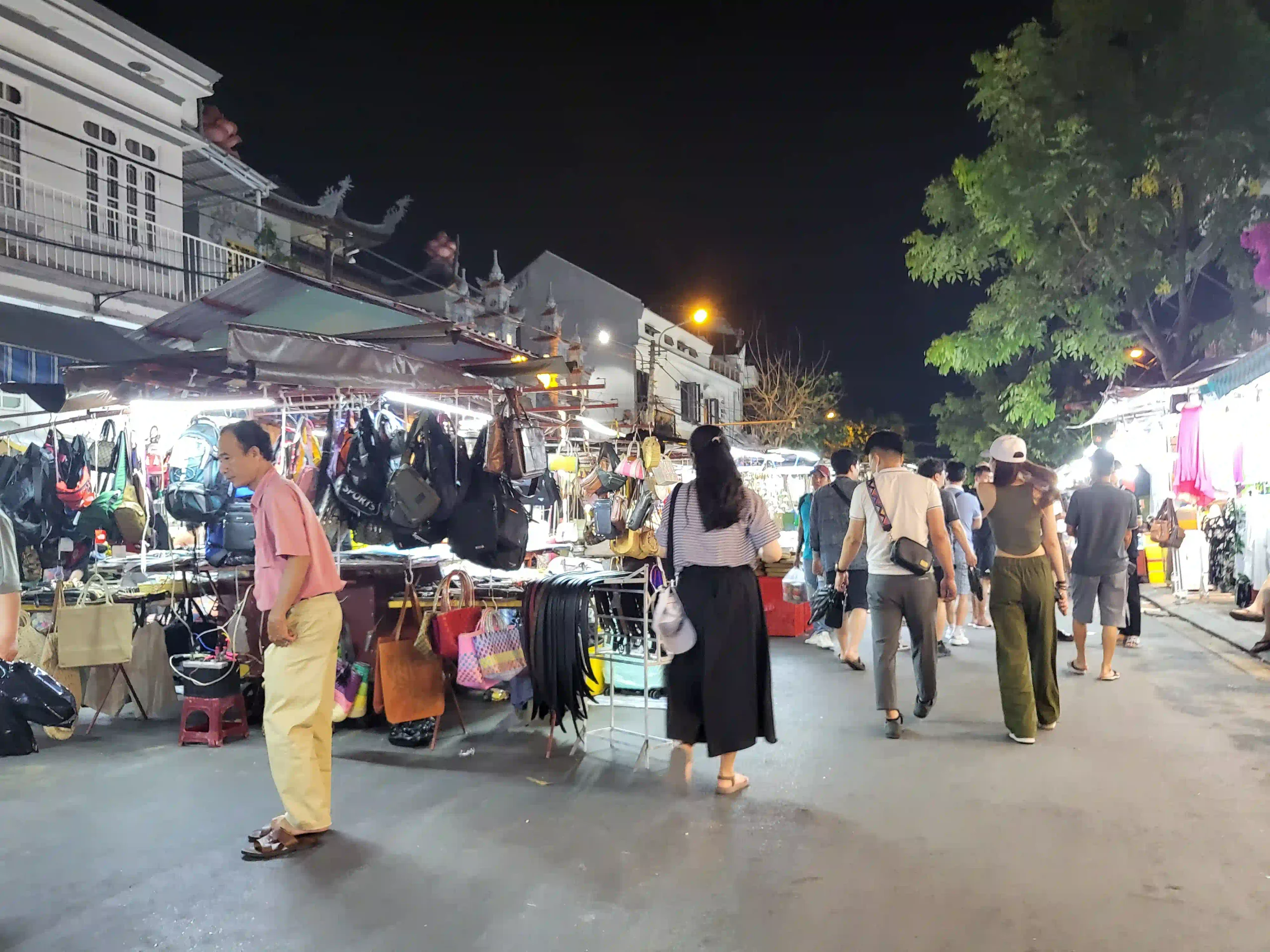 Is a Hoi An evening walking food tour worth the money? 32 Does It Include the Night Market hoi an food tour scaled Vietadvisor
