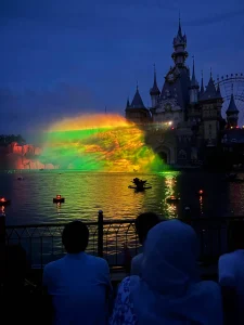 Fantasy World, the Castle, and the Once Show vinwonders 5