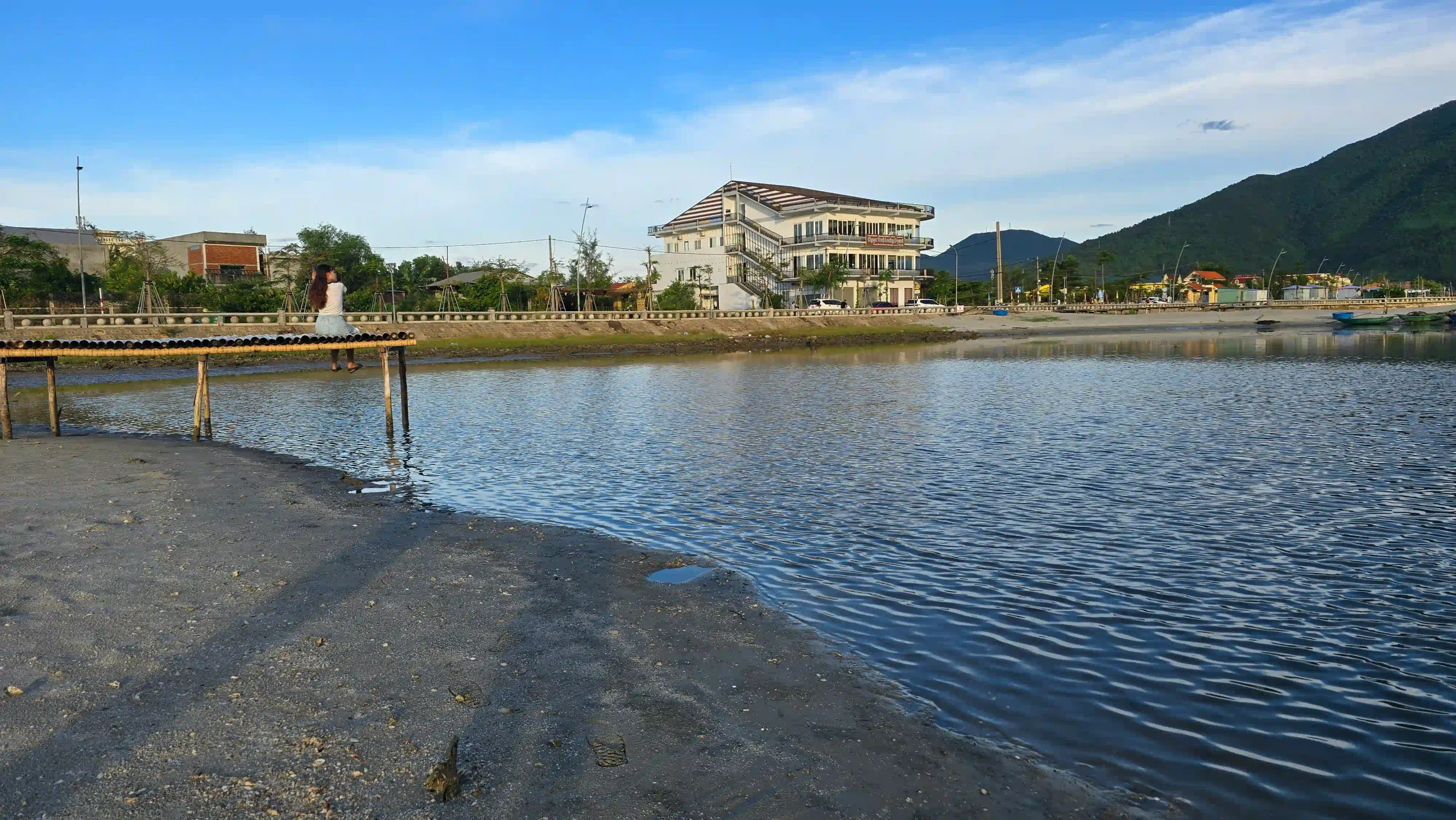 Hai Van Pass easy rider (Hoi An to Hue): Solo female guide 10 Lap An Lagoon and Lang Co scaled Vietadvisor