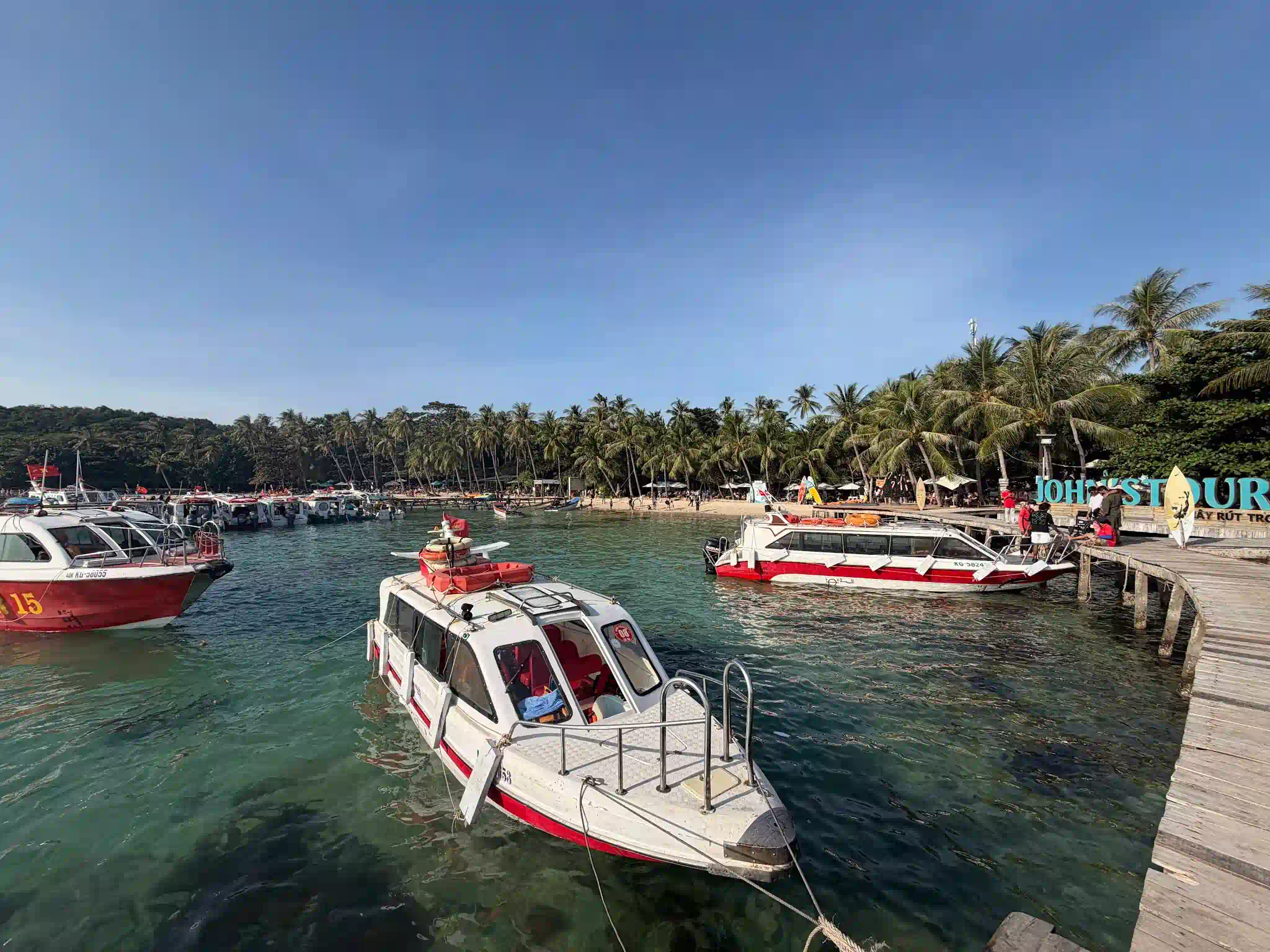 John's Tours Phu Quoc review: Is it really the best choice? 8 May Rut Is Their Beach 4 Vietadvisor