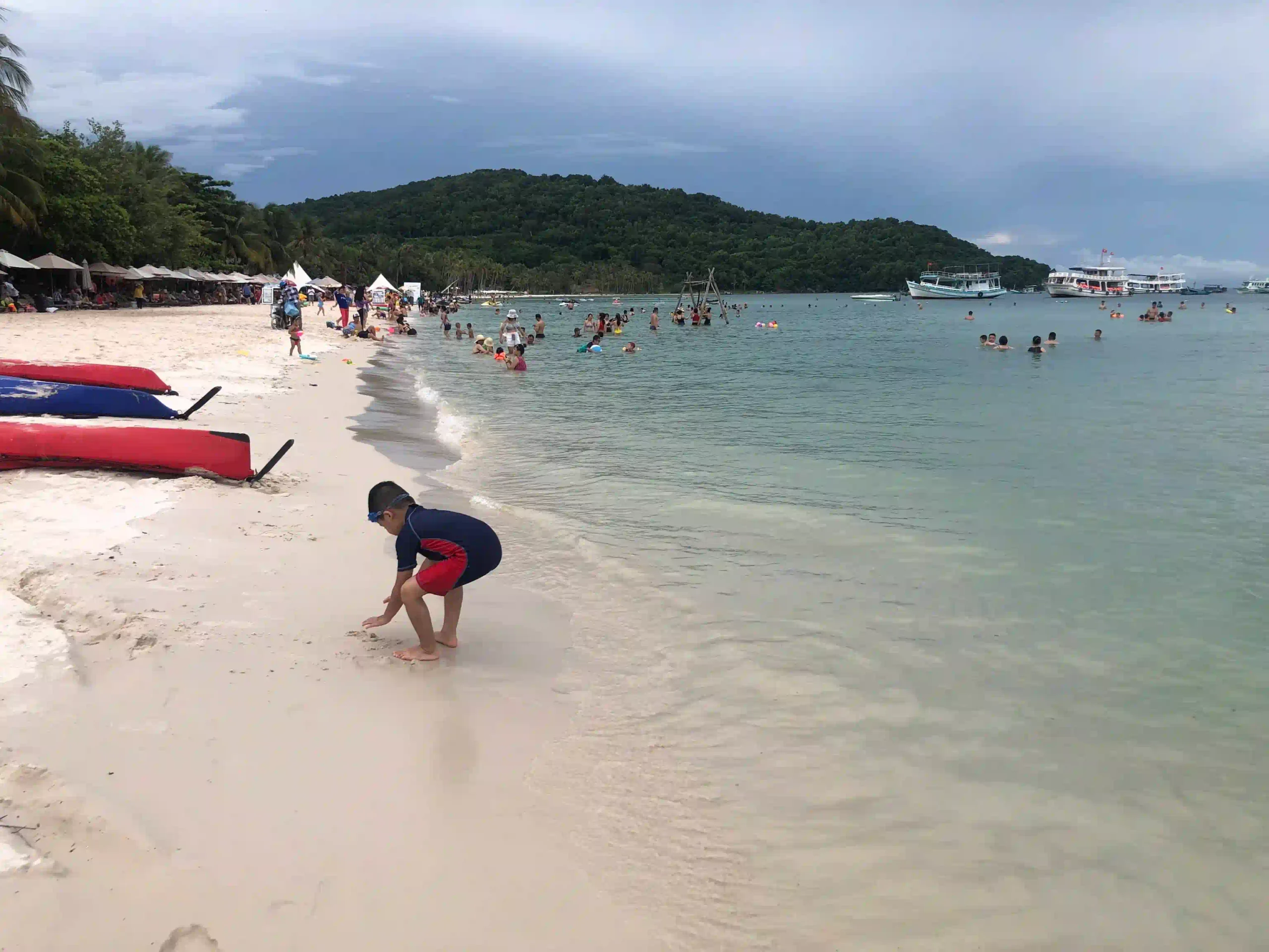 Phu Quoc vs Da Nang: Where expats actually prefer to live 17 Phu Quoc or Da Nang With Kids scaled Vietadvisor