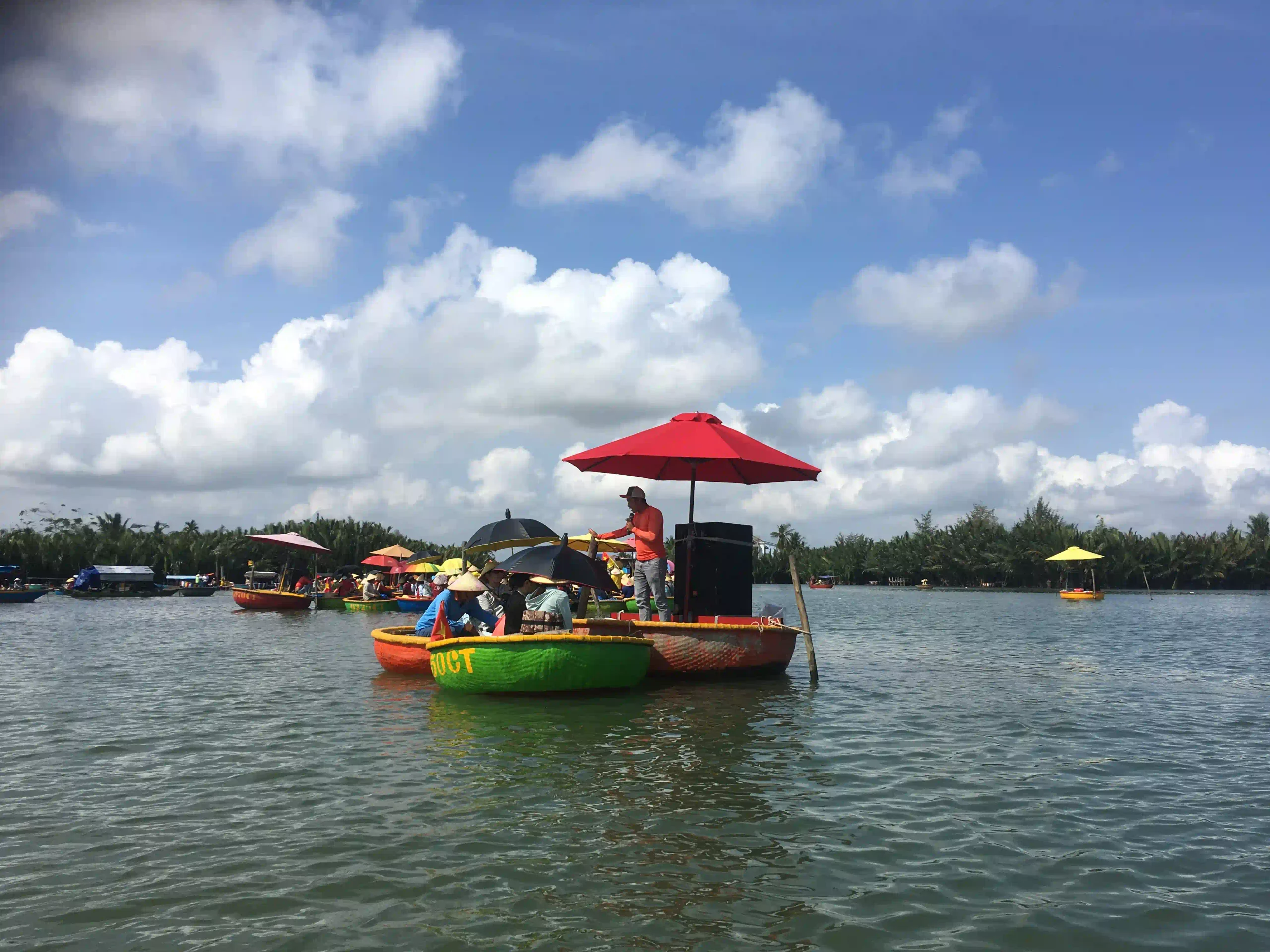 Hoi An cooking class & boat ride combo review: Worth it? 22 The Basket Boat Half hoi an cooking class 3 scaled Vietadvisor